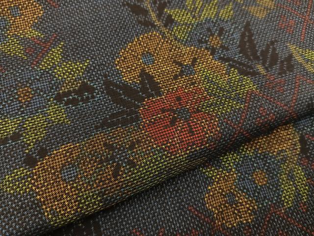 平和屋着物●本場大島紬 7マルキ 草花文 正絹 逸品 BAAU0186gt