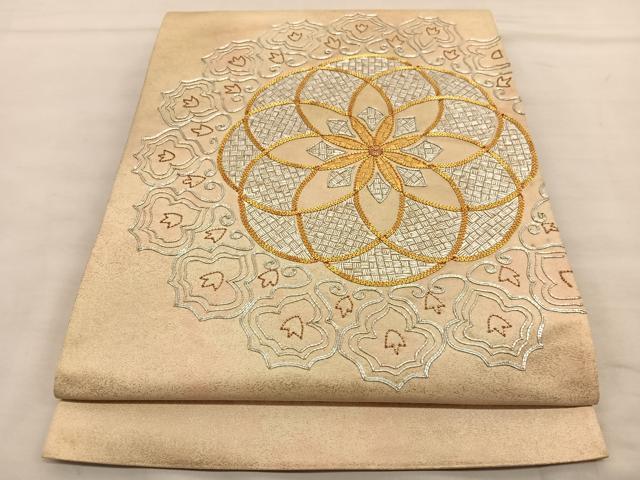 平和屋着物◎太鼓柄袋帯　総駒刺繍　飾花文　銀彩　正絹　逸品　BAAU0847hv