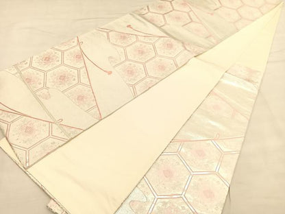 平和屋着物◎六通柄袋帯 唐織 亀甲宝尽くし花文 銀糸 正絹 逸品 BAAU1213hv