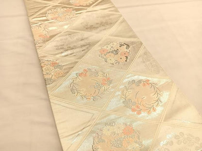 平和屋着物◎六通柄袋帯　唐織　菱天井秋草丸文　銀糸　正絹　逸品　BAAU1383hv
