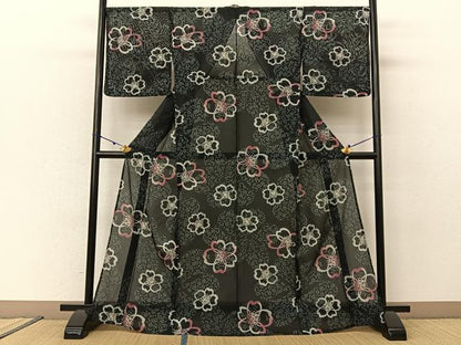 平和屋着物＊夏物 小紋 絽 舞桜文 黒地 洗える着物 BAAU3471hj