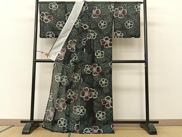 平和屋着物＊夏物 小紋 絽 舞桜文 黒地 洗える着物 BAAU3471hj