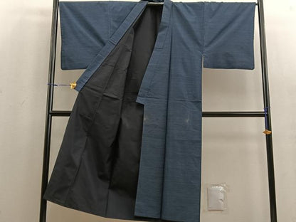 平和屋着物■男性　本場大島紬　総詰め　80亀甲　正絹　逸品　BAAU4289mz