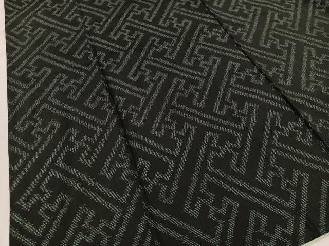 平和屋着物●本場大島紬 紗綾形文様 正絹 逸品 BAAU4672gt