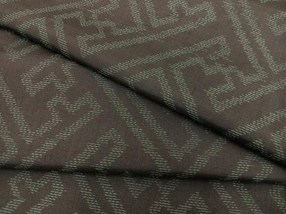 平和屋着物●本場大島紬 紗綾形文様 正絹 逸品 BAAU4672gt