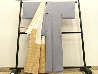 平和屋着物●加賀友禅の巨匠　初代　由水十久監修　色無地　霞色　正絹　逸品　BAAU4743gt
