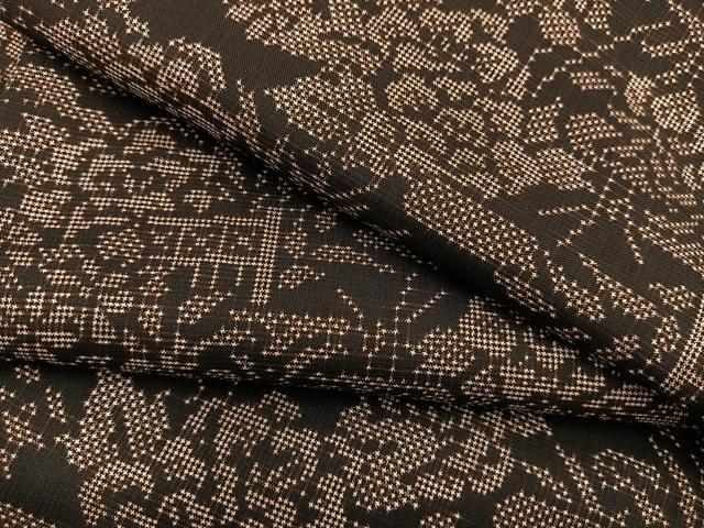 平和屋着物●本場大島紬 7マルキ 草花尽くし 正絹 逸品 BAAU4767gt
