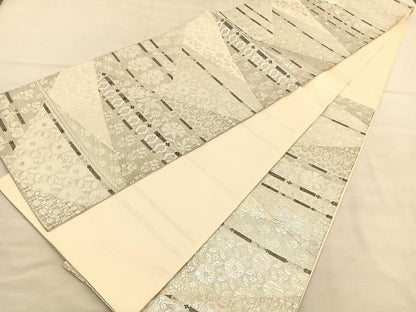 平和屋着物◎六通柄袋帯　駒刺繍　切嵌花鳥文　銀糸　正絹　逸品　BAAU5512hv