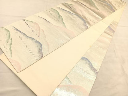 平和屋着物◎六通柄 本袋帯 唐織 重ね山箔散らし文様 銀糸 正絹 逸品 BAAU5694hv