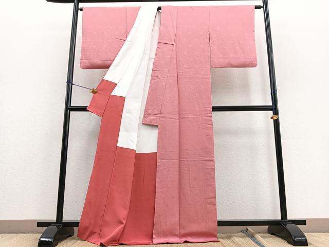 平和屋着物●上質な色無地　紗綾形花地紋　薄紅色　正絹　逸品　BAAU7034gt