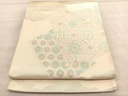 平和屋着物◎六通柄袋帯　唐織　色紙重ね有職花文　金銀糸　正絹　逸品　BAAU7790hv