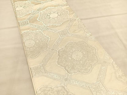 平和屋着物◎六通柄袋帯　唐織　菱天井花文　銀糸　正絹　逸品　BAAU7854hv
