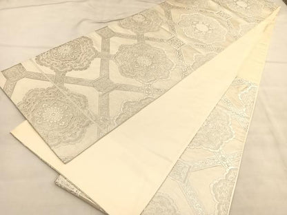 平和屋着物◎六通柄袋帯　唐織　菱天井花文　銀糸　正絹　逸品　BAAU7854hv