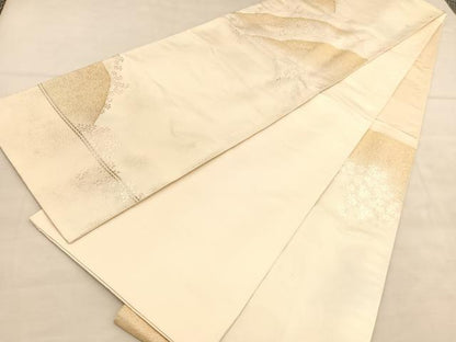 平和屋着物◎西陣　六通柄袋帯　唐織　山桜　金糸　正絹　逸品　BAAU8193hv