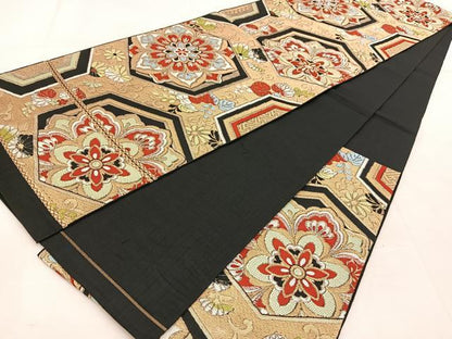 平和屋着物◎六通柄　本袋帯　唐織　亀甲正倉院花文　黒地　金糸　BAAU8539yc