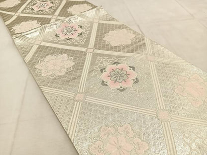 平和屋着物◎六通柄袋帯 唐織 菱天井花文 銀糸 正絹 逸品 BAAU9068yc
