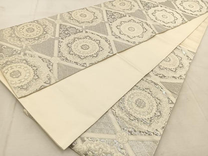 平和屋着物◎六通柄袋帯　唐織　菱天井花文　銀糸　正絹　逸品　BAAU9235yc