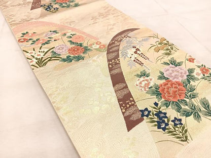 平和屋着物◎六通柄袋帯　唐織　重ね山風景花文　金糸　正絹　逸品　BAAU9513yc