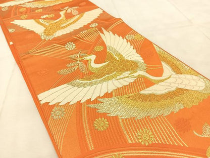 平和屋着物◎西陣　六通柄袋帯　唐織　立波飛鶴花文　金糸　正絹　逸品　BAAU9732yc