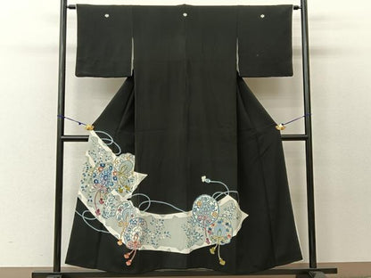 平和屋着物■豪華黒留袖　駒刺繍　鏡裏花文　正絹　逸品　BAAV2290hj