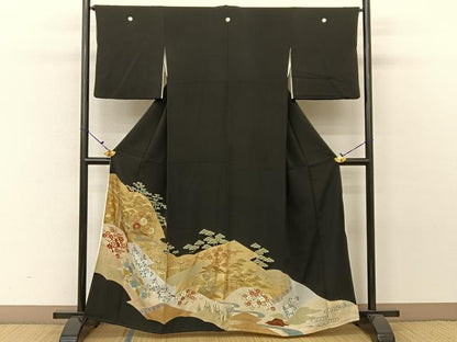 平和屋着物■豪華黒留袖　駒刺繍　松竹梅　御所解文　金彩　正絹　逸品　BAAV2409hj
