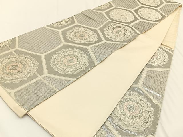 新入荷！！美品 正絹 リサイクル 礼装用袋帯 銀糸 六通織 正倉院扇面亀甲華文様 新入荷！！美品 正絹 リサイクル 礼装用袋帯 銀糸 六通織 亀甲華文様