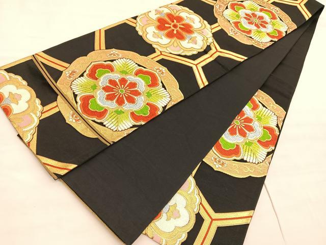 平和屋着物◎六通柄袋帯　唐織　亀甲花文　黒地　金糸　正絹　逸品　BAAV3831hv