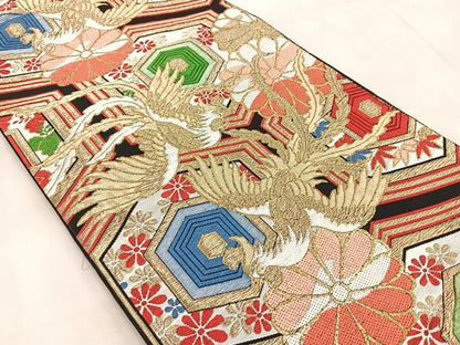 平和屋着物◎六通柄袋帯　唐織　鳳凰亀甲花文　黒地　金糸　BAAV4767yc