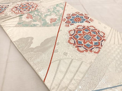 平和屋着物◎六通柄袋帯　唐織　扇更紗花文　銀糸　正絹　逸品　BAAV4928yc