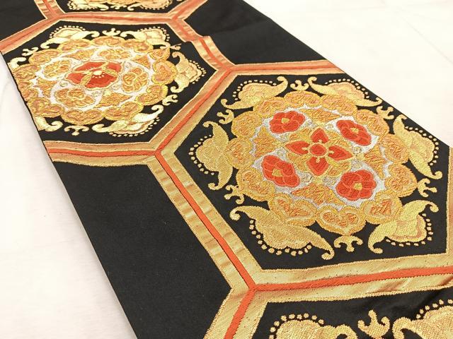 平和屋着物◎六通柄袋帯　唐織　亀甲花文　黒地　金銀糸　正絹　逸品　BAAV4958yc