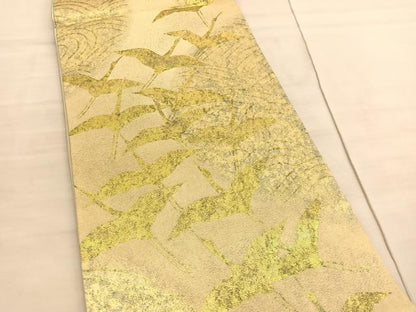 平和屋着物◎六通柄袋帯　流水飛鶴シルエット　金糸　正絹　逸品　未使用　BAAV5068hv