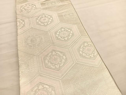 平和屋着物◎六通柄袋帯　唐織　みゆき　亀甲花唐草文　銀糸　正絹　逸品　BAAV5457hv