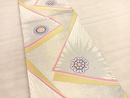 平和屋着物◎六通柄袋帯　唐織　宝相華色紙重ね文　金銀糸　正絹　逸品　未使用　BAAV5585hv