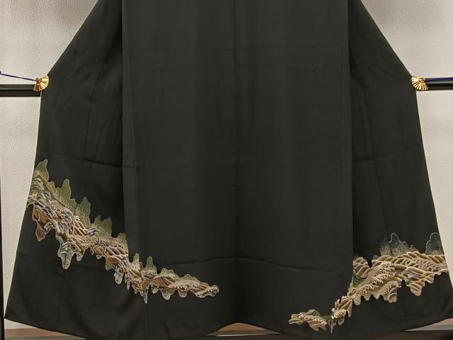 平和屋着物■豪華黒留袖　刺繍　立波松文　金銀彩　正絹　逸品　BAAV6204mz