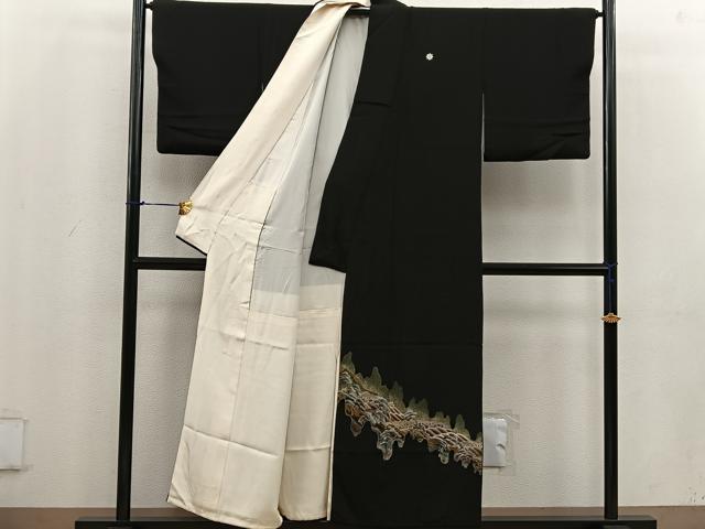 平和屋着物■豪華黒留袖　刺繍　立波松文　金銀彩　正絹　逸品　BAAV6204mz