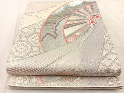 平和屋着物◎六通柄袋帯　唐織　裂取御車紋　プラチナ箔　正絹　逸品　BAAV6571yc