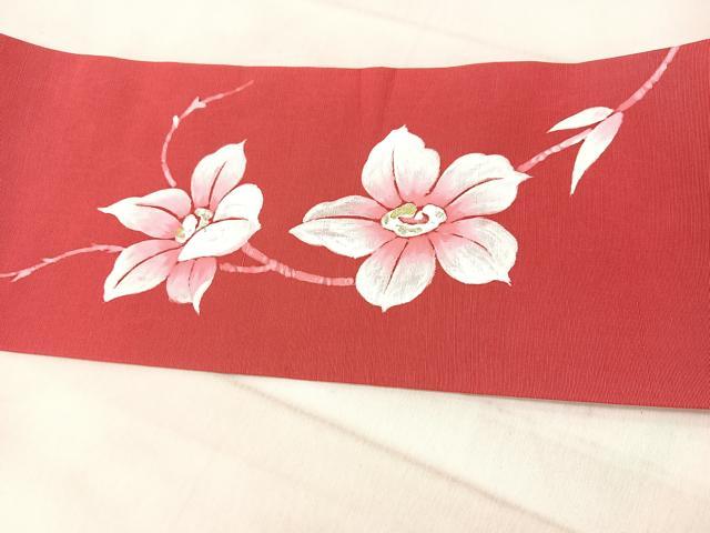 平和屋着物◎塩瀬　九寸名古屋帯　手描き　紬地　草花文　金彩　正絹　逸品　BAAV6606yc