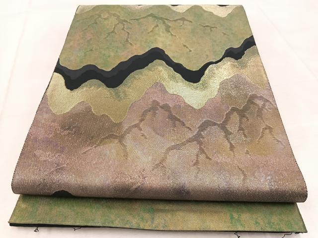 平和屋着物◎六通柄袋帯　横段遠山文　黒地　金銀糸　引箔　正絹　逸品　BAAV6823yc
