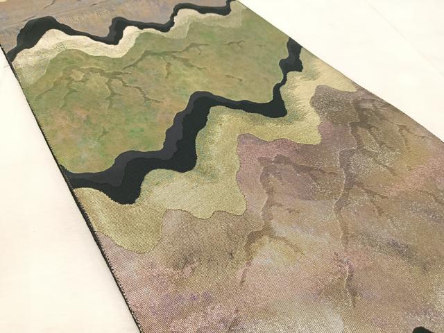 平和屋着物◎六通柄袋帯　横段遠山文　黒地　金銀糸　引箔　正絹　逸品　BAAV6823yc