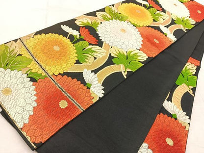平和屋着物◎六通柄袋帯　唐織　立波菊文　黒地　金糸　正絹　逸品　BAAV6841yc