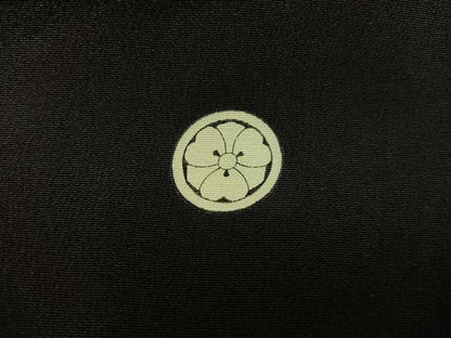 平和屋着物■豪華黒留袖　刺繍　陶器花文　正絹　逸品　BAAV8357mz