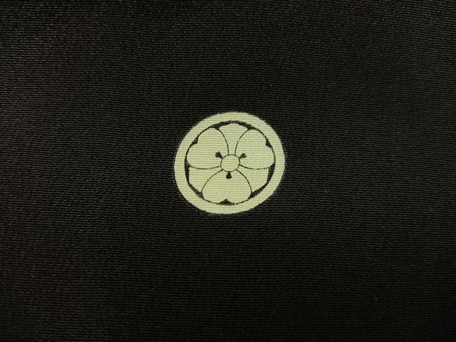 平和屋着物■豪華黒留袖　刺繍　陶器花文　正絹　逸品　BAAV8357mz