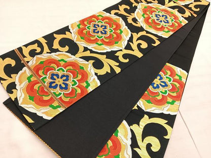 平和屋着物◎六通柄袋帯 唐織 宝相華唐草文 黒地 金糸 正絹 逸品 BAAV8464hv