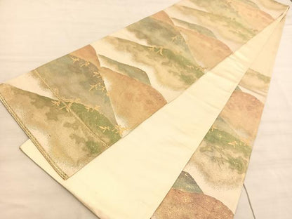 平和屋着物◎六通柄袋帯　重山文　金糸　正絹　逸品　BAAV8629hv