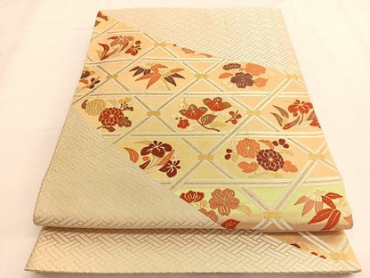 平和屋着物◎六通柄袋帯 唐織 檜垣花文 金糸 鈴乃屋扱い 正絹 逸品 BAAV9627hv