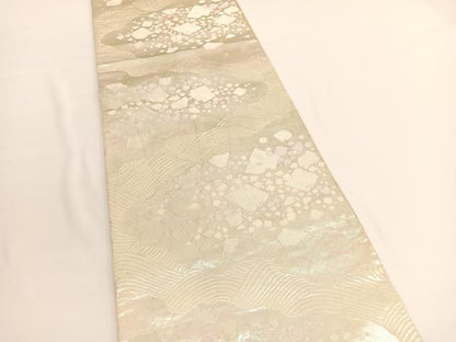 平和屋着物◎西陣　服部織物謹製　六通柄袋帯　こはく錦　立波箔散らし文様　銀糸　正絹　逸品　BAAV9673hv