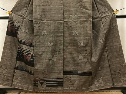平和屋着物●訪問着 本場大島紬 7マルキ 横段舞蝶文 正絹 逸品 未使用 BAAW0909hj