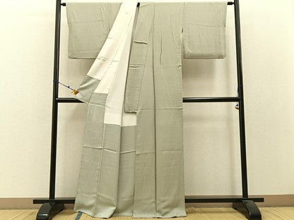 平和屋着物●上質な色無地　柳鼠色　正絹　逸品　BAAW0971hj
