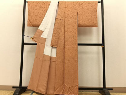 平和屋着物●上質な色無地 花唐草地紋 小麦色 正絹 逸品 BAAW0985hj