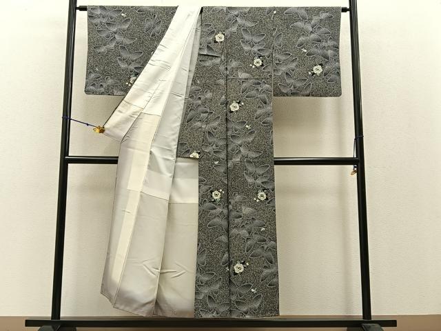 平和屋着物●上質な小紋 花蝶文 たたき染め 黒地 金銀彩 正絹 逸品 BAAW0993hj